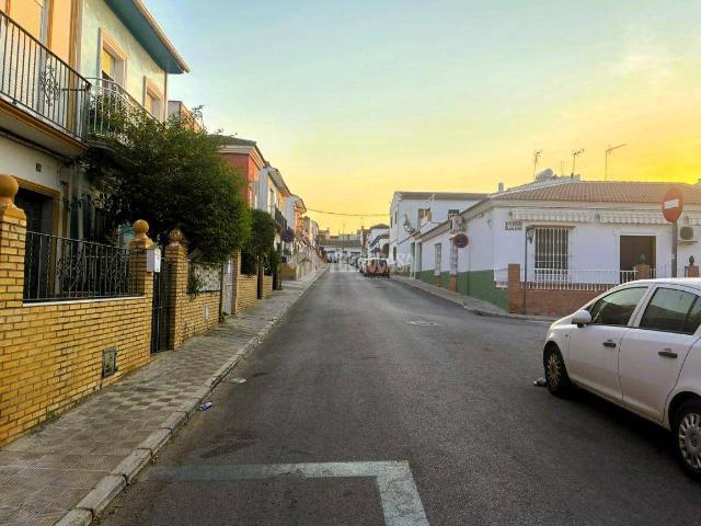 Casa adosada en Venta en Pilas
