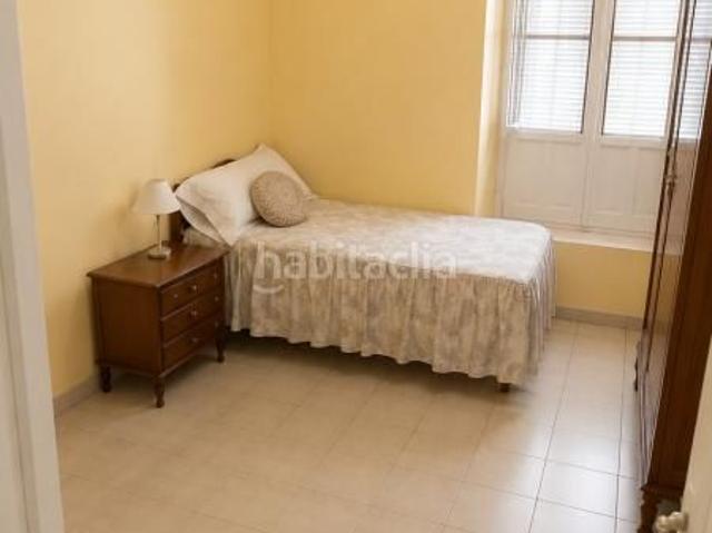 Casa adosada en venta en Pilas. Casas adosadas.