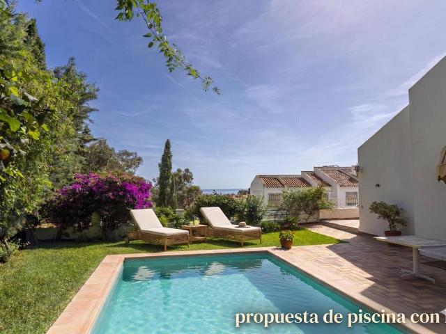 Casa adosada en Venta en Pedregalejo Morlaco