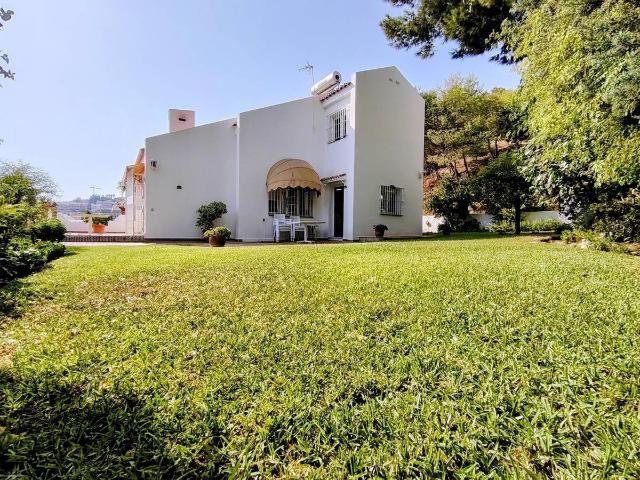 Casa adosada en Venta en Pinares de San Antón