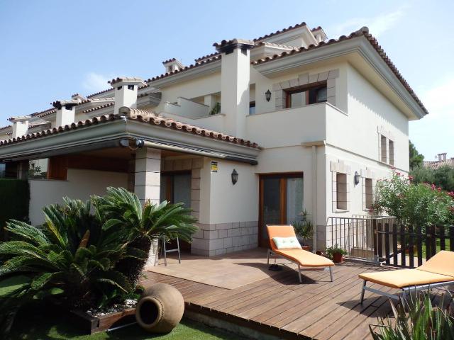 Casa adosada en Venta en Pino Alto