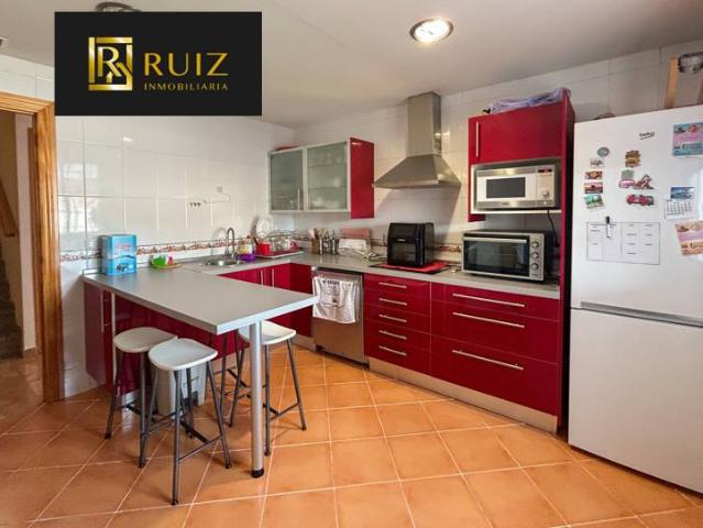 Casa adosada en Venta en Pinos Puente