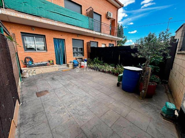 Casa adosada en Venta en Pinseque