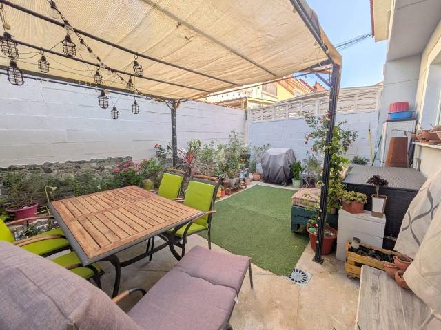 Casa adosada en Venta en Pioz