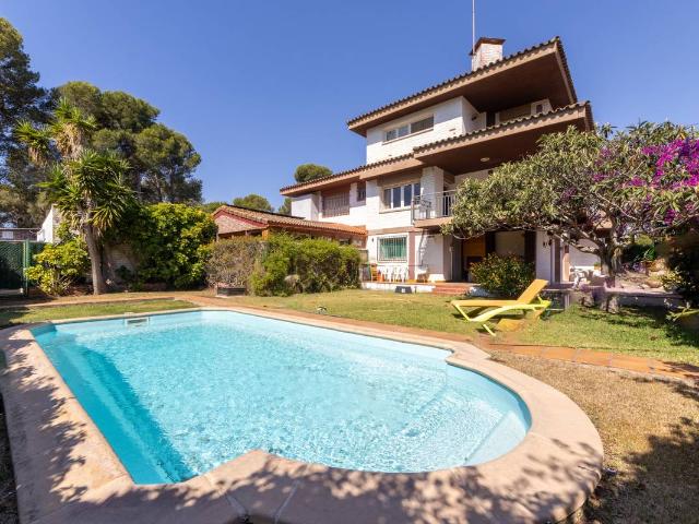 Casa adosada en Venta en Pla de Maset Cap de Salou