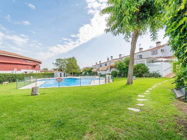 Casa adosada en Venta en Platero El Limón