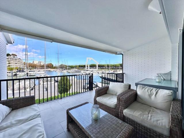 Casa adosada en venta en Platja d´Aro, Port d´Aro Costa Brava. CASA EN VENTA EN EXCLUSIVA EN EL PUERTO DE ARO CON AMARRE!. Casas adosadas Platja.