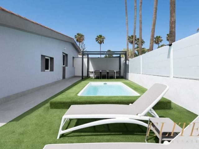 Casa adosada en Venta en Playa del Inglés