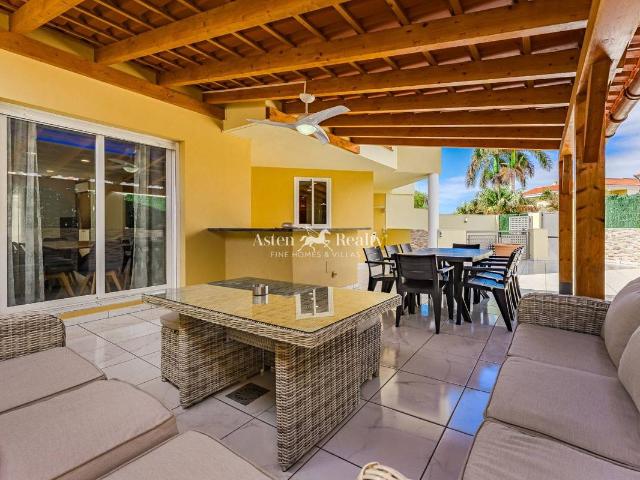 Casa adosada en Venta en Playa Fañabé Alto