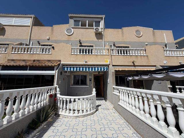 Casa adosada en Venta en Playa Flamenca