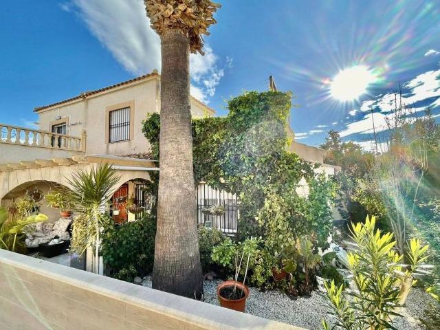 Casa adosada en Venta en Playa Flamenca