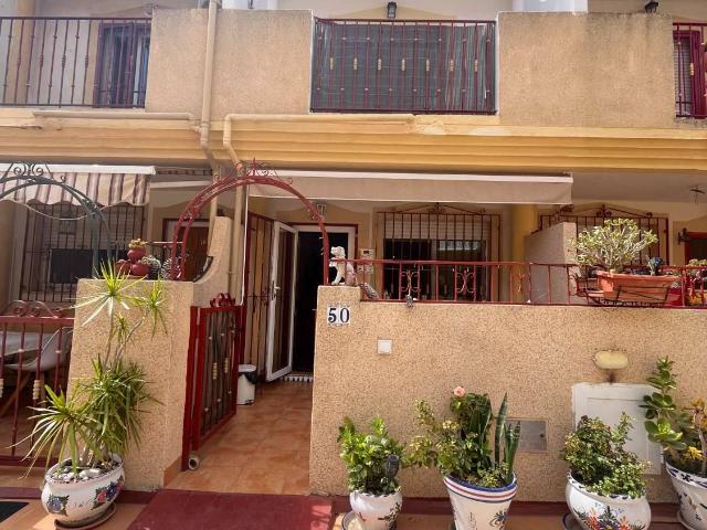 Casa adosada en Venta en Playa Flamenca