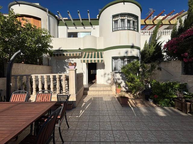 Casa adosada en Venta en Playa Muchavista