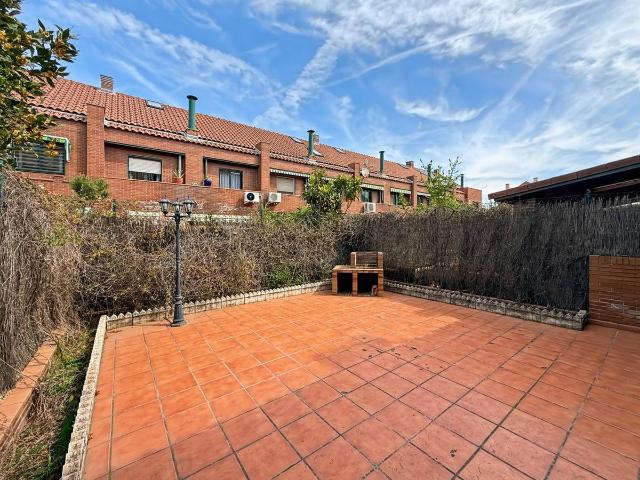 Casa adosada en Venta en Prado Santo Domingo Ensanche