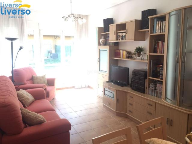 Casa adosada en venta en Pradoluengo. Sueñas en vivir en un adosado en Pradoluengo y disfrutar de tranquilidad plena. Casas adosadas.
