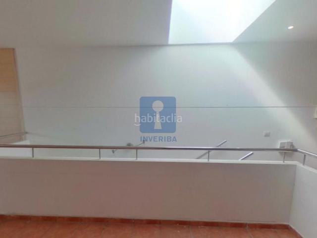 Casa adosada en venta en Prat de Llobregat El, Centre. Casa adosada y local en venta en el centro de El Prat de Llobregat, Barcelona. Casas adosadas Prat de Llobregat.