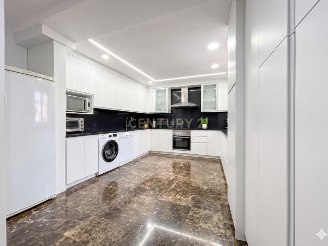 Casa adosada en venta en Premià de Mar, Centre Nucli Antic. Primera linea de mar en Premià de Mar. Casas adosadas Premià de.