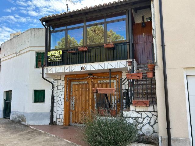 Casa adosada en Venta en Presencio