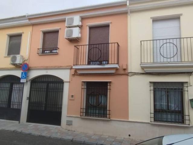 Casa adosada en Venta en Priego de Córdoba