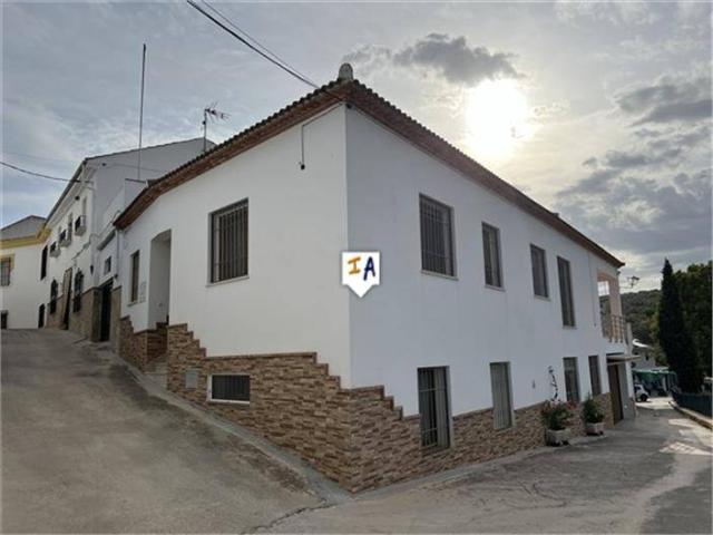 Casa adosada en Venta en Priego de Córdoba