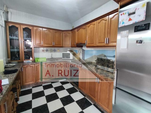 Casa adosada en venta en Priego de Córdoba. ESTUPENDA CASA EN VENTA EN PRIEGO DE CÓRDOBA. Casas adosadas Priego de.