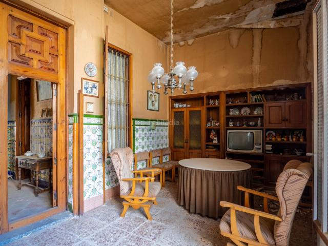 Casa adosada en venta en Puçol, Zona Alta. Maravillosa casa de pueblo para reformar. Casas adosadas.
