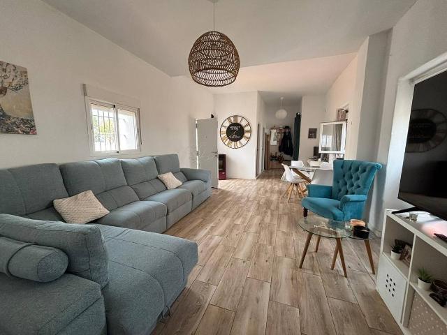 Casa adosada en Venta en Puente Mayorga Campamento