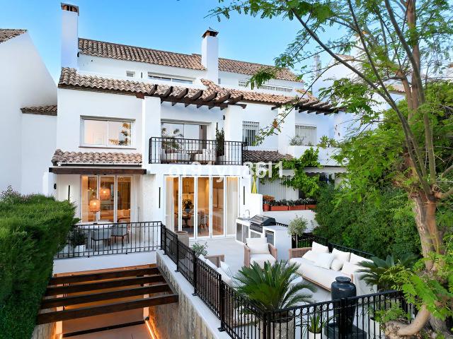 Casa adosada en Venta en Puente Romano