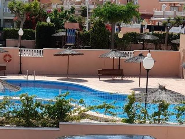 Casa adosada en Venta en Puerto Marino