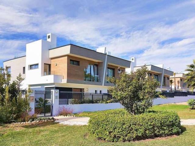 Casa adosada en Venta en Puerto Banús