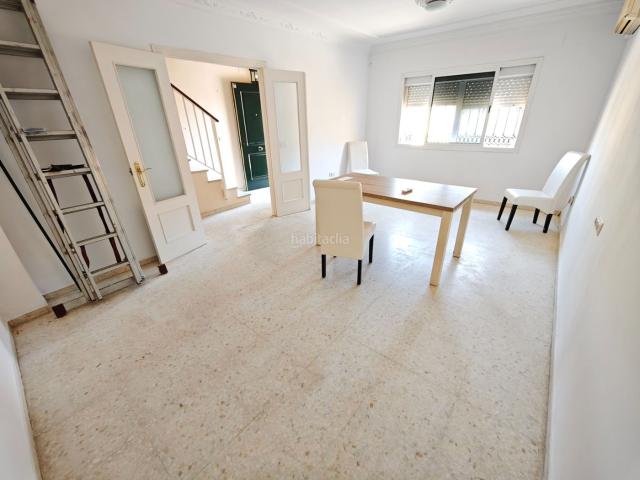 Casa adosada en venta en Puerto de Santa María El, Carretera de Sanlúcar Sudamérica. SE VENDE ADOSADO EN LA ZONA DE LA FLORIDA, EL PUERTO DE SANTA MARIA. Casas adosadas Puerto de Santa María.