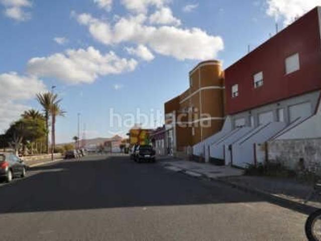 Casa adosada en venta en Puerto del Rosario, El Matorral. Casa en el Matorral, Puerto del Rosario. Casas adosadas Puerto del.
