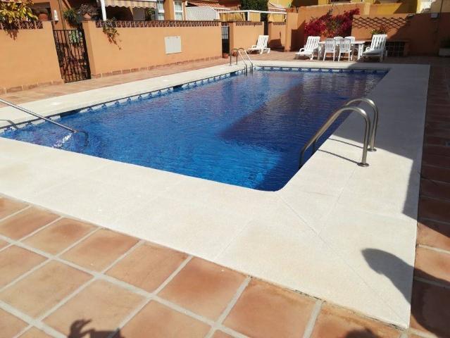 Casa adosada en Venta en Puerto Deportivo