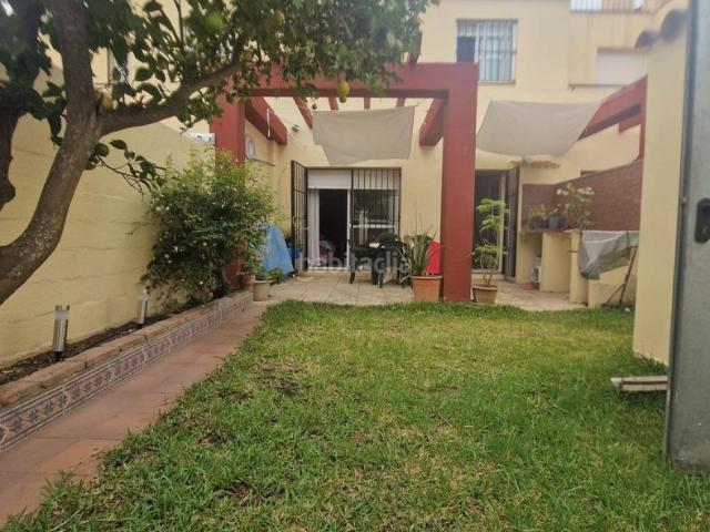 Casa adosada en venta en Puerto Real, Las Canteras. ADOSADO CON ENCANTO EN EL ALMENDRAL. Casas adosadas Puerto.