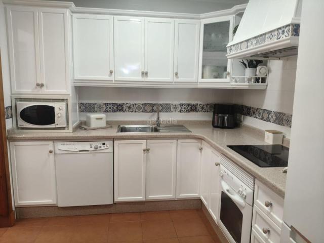 Casa adosada en venta en Puerto Real, Las Canteras. ADOSADO EXCLUSIVO EN EL ALMENDRAL. Casas adosadas Puerto.
