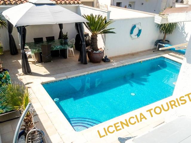 Casa adosada en Venta en Puigmal Mas Nou