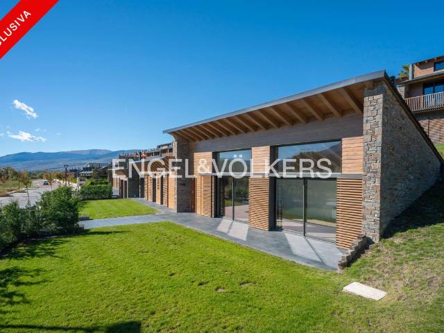 Casa adosada en Venta en Puigcerdà