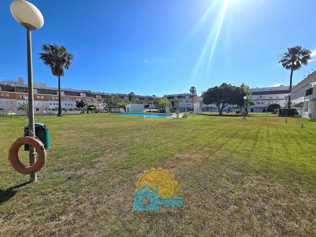 Casa adosada en venta en Punta Umbría. Casa adosada en venta en Punta Umbría. Casas adosadas Punta.