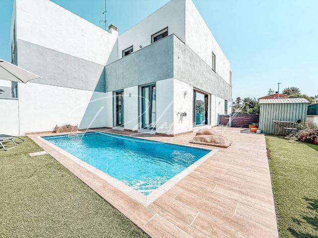 Casa adosada en Venta en Quatre Camins