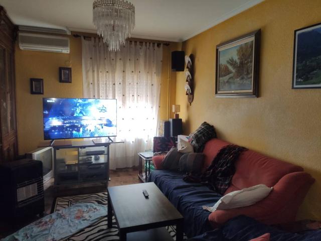 Casa adosada en Venta en Quintanar de la Orden