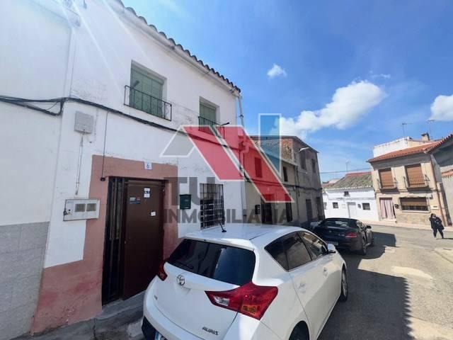 Casa adosada en Venta en Quismondo