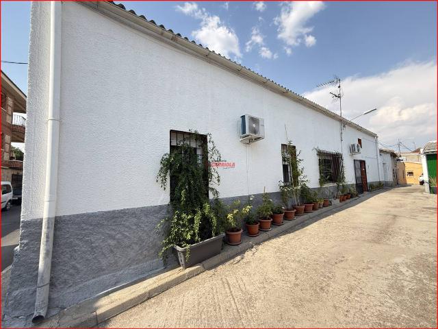 Casa adosada en Venta en Quismondo