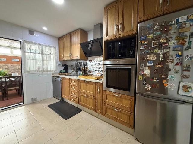 Casa adosada en venta en Rota, Aguadulce Almadraba Punta Candor. PRECIOSO ADOSADO ZONA FERIA. Casas adosadas.