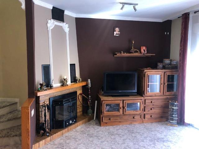 Casa adosada en Venta en Ròtova
