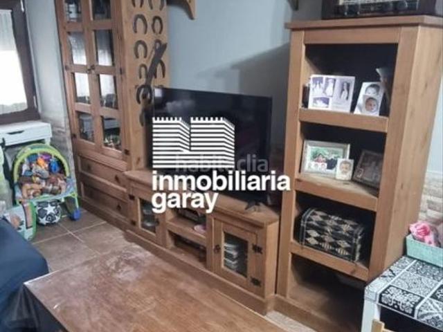 Casa adosada en venta en Merindad de Valdivielso. CASA ADOSADA CON TERRENO EN EL VALLE DE VALDIVIELSO. Casas adosadas Merindad de.