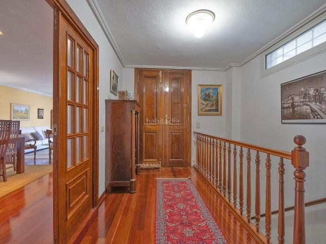 Casa adosada en venta en Rozas de Madrid Las, Club de Golf. Exclusivo adosado en entorno golf con apartamento independiente, jardín privado y zonas comunes premium. Casas adosadas Rozas de Madrid.