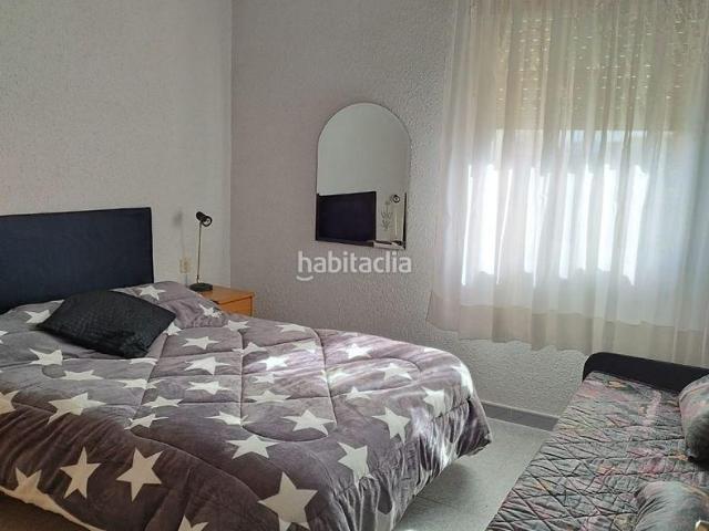 Casa adosada en venta en Robledo El. Casa muy luminosa en el centro del pueblo. Casas adosadas Robledo.