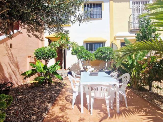 Casa adosada en Venta en Roda