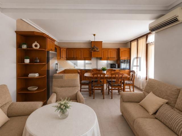 Casa adosada en venta en Roda La. Adosado en La Roda. Casas adosadas Roda.