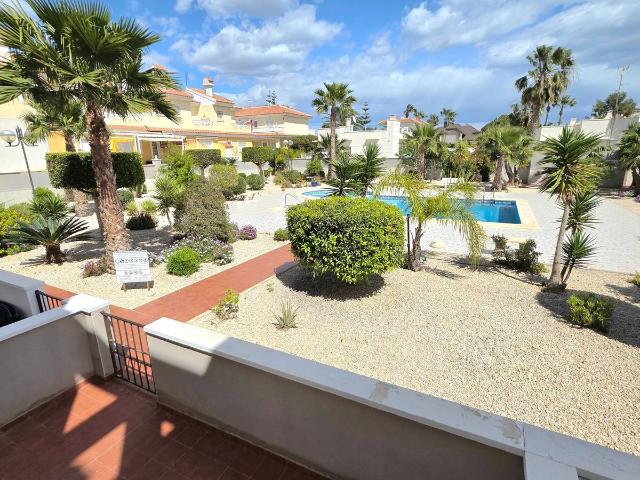 Casa adosada en Venta en Rojales